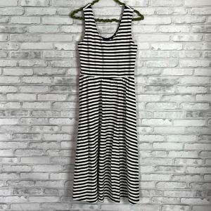 Who What Wear B&W Striped Sleeveless Dress